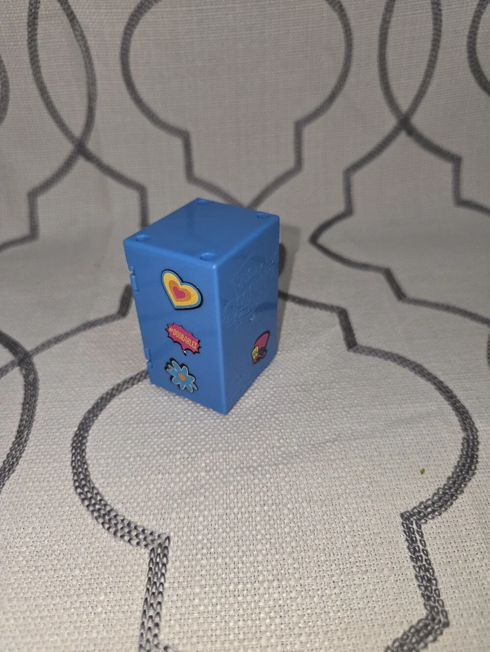 Disney Doorables Academy Surprise Lockers Alice In Wonderland Ultra Rare